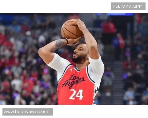 鲍威尔直言球队防守被动对手在禁区内进攻极具侵略性 鲍威尔直言球队防守被动对手在禁区内进攻极具侵略性