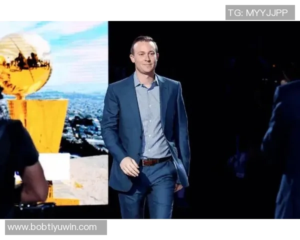 拉科布与邓利维预算争议背后的真相与思考 拉科布与邓利维预算争议背后的真相与思考