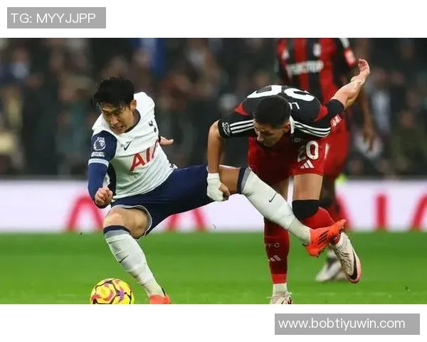 英超争冠形势紧张第2到第11名仅差4分竞争激烈