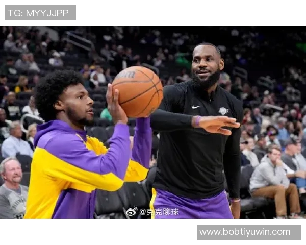 夸梅直言布朗尼防守能力不足父亲光环让他受到过高期待