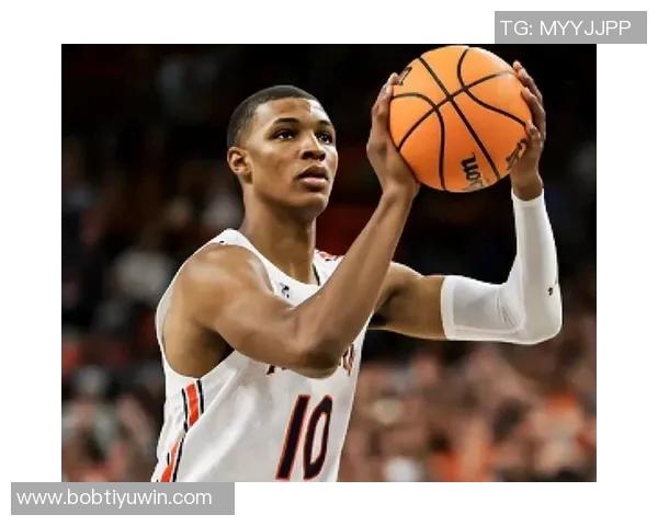 KD与小贾深度探讨投篮决策权在于进攻而非防守影响