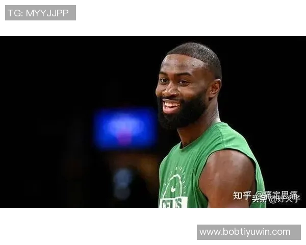 轻松发挥杰伦布朗13投6中轻松斩获21分1篮板展现实力