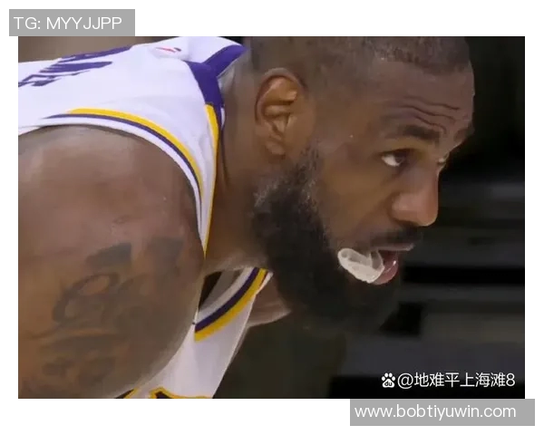 雷迪克谈詹姆斯训练状态称其每天坚持锻炼保持最佳状态 雷迪克谈詹姆斯训练状态称其每天坚持锻炼保持最佳状态